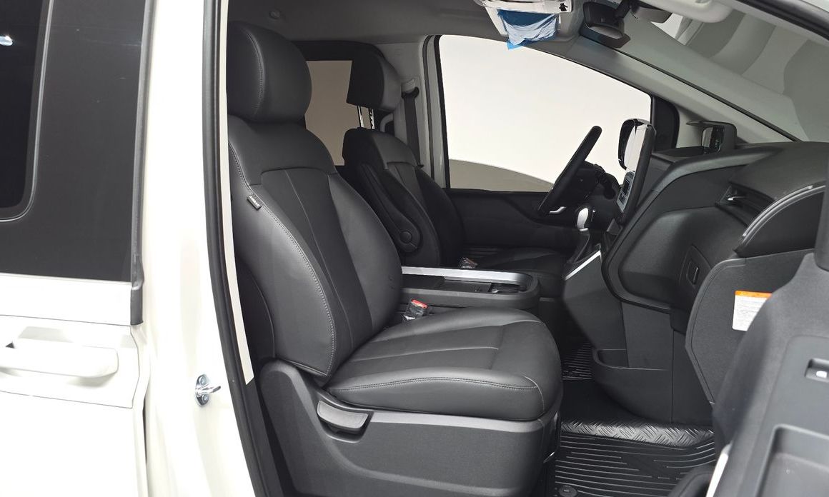 Hyundai Staria 2025