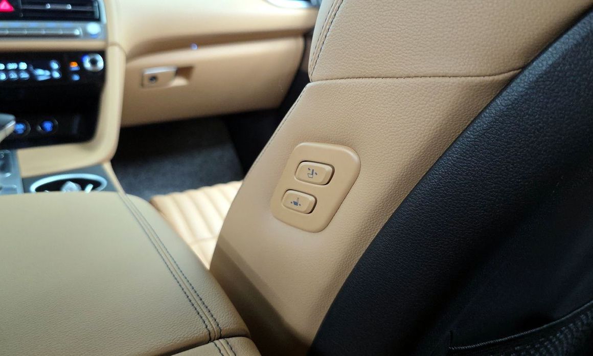 Genesis G70 2025