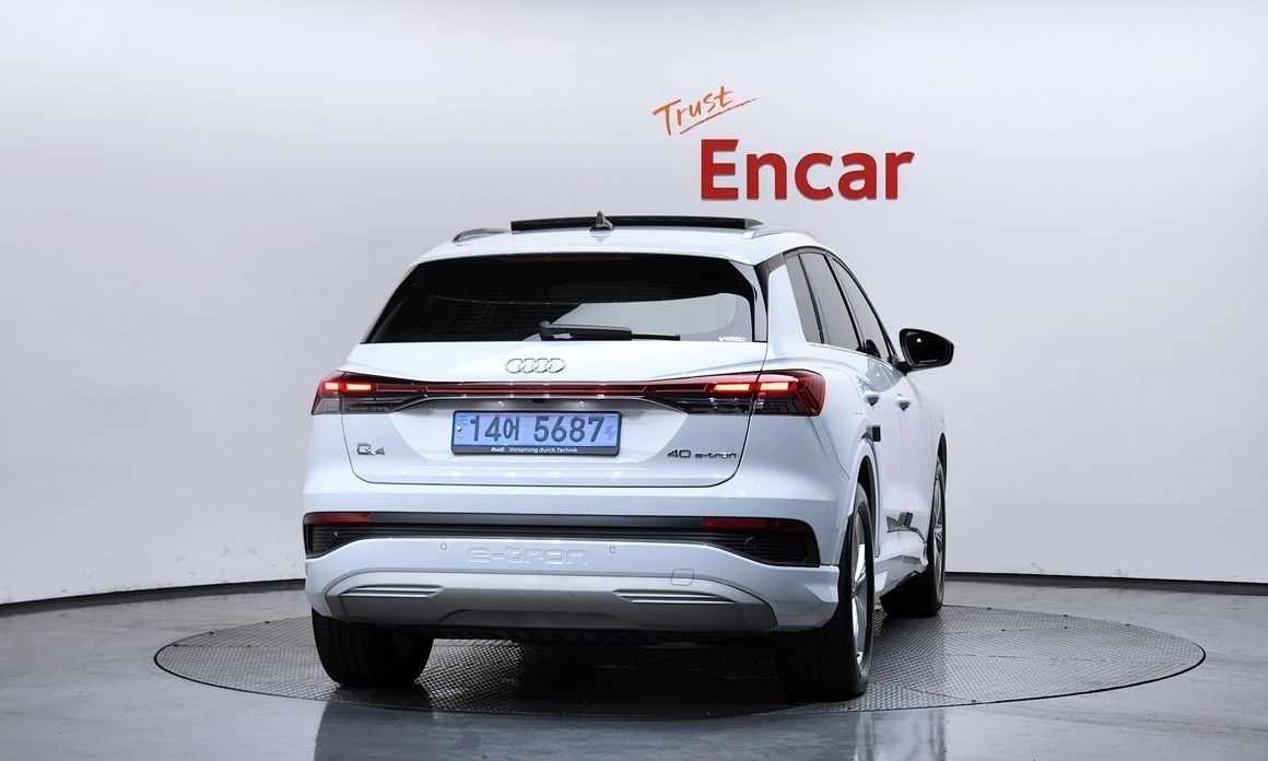 Audi Q4 e-tron 2023