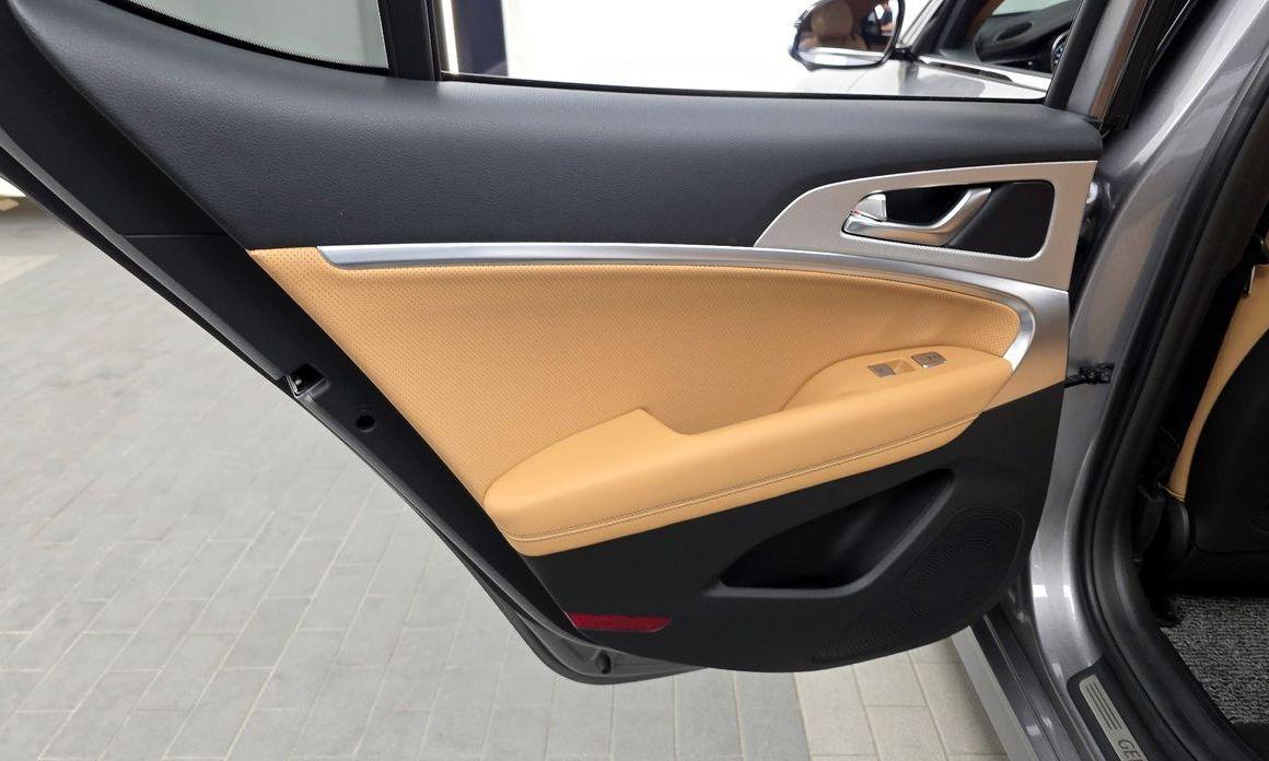 Genesis G70 2025