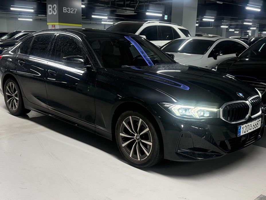 BMW 3-Series 2023