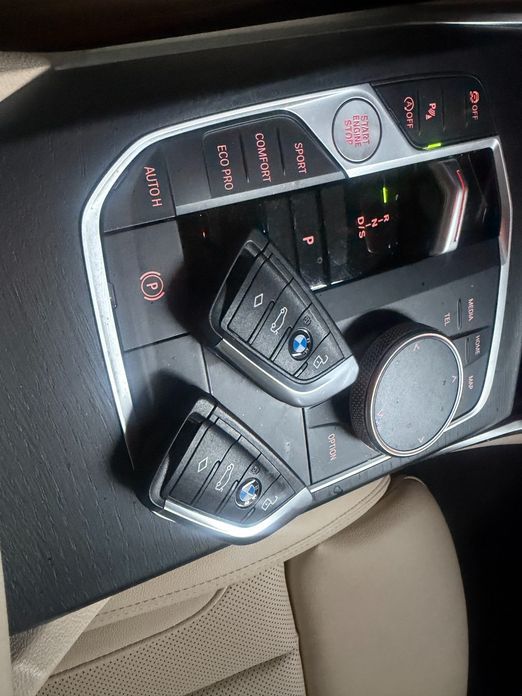 BMW 3-Series 2023