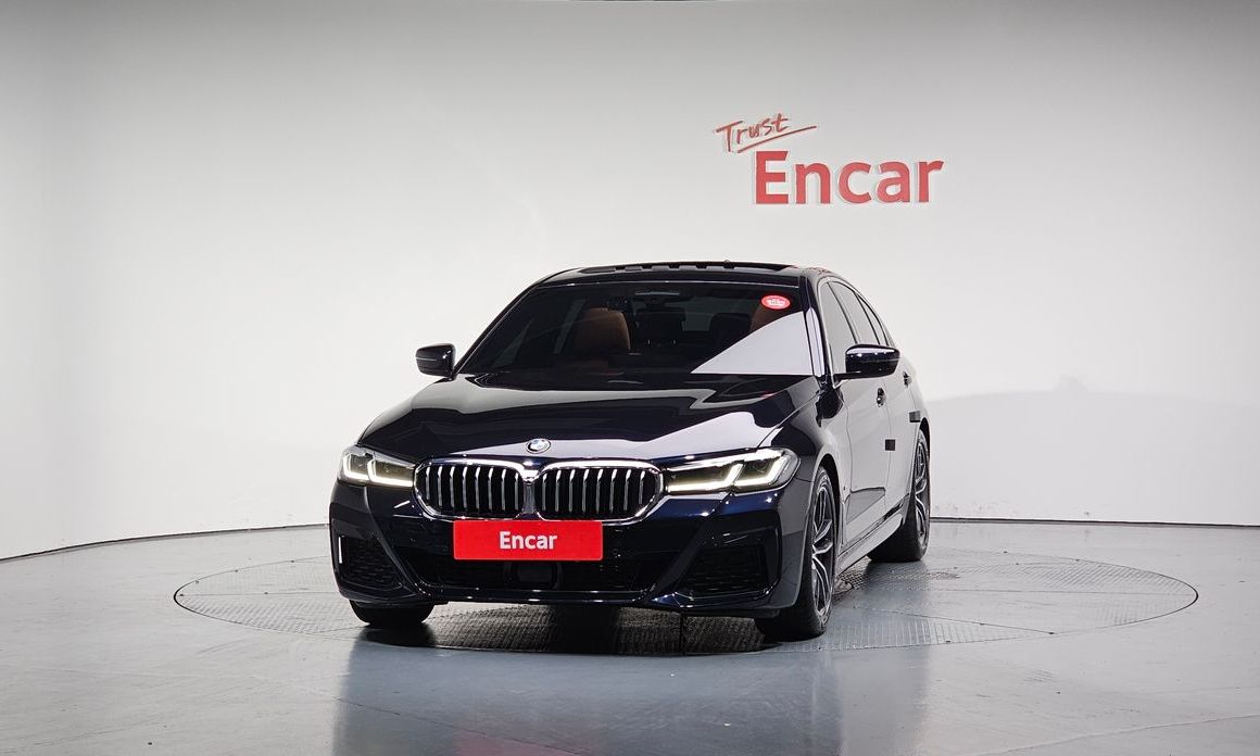 BMW 5-Series 2022