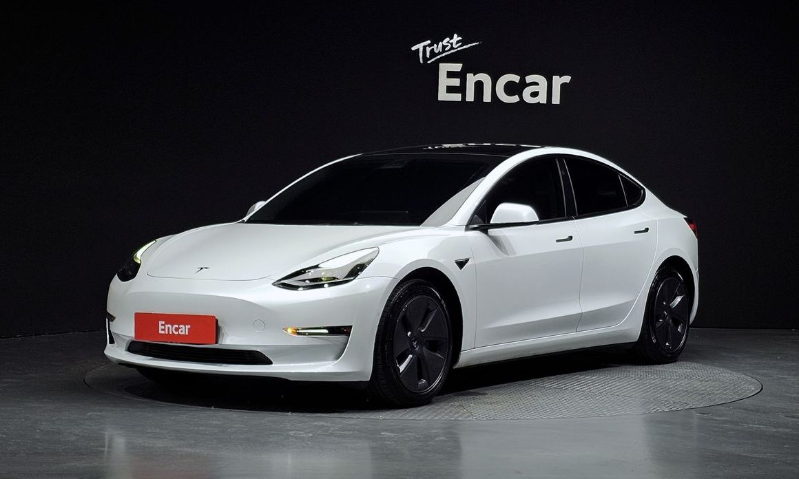 Tesla Model 3 2022