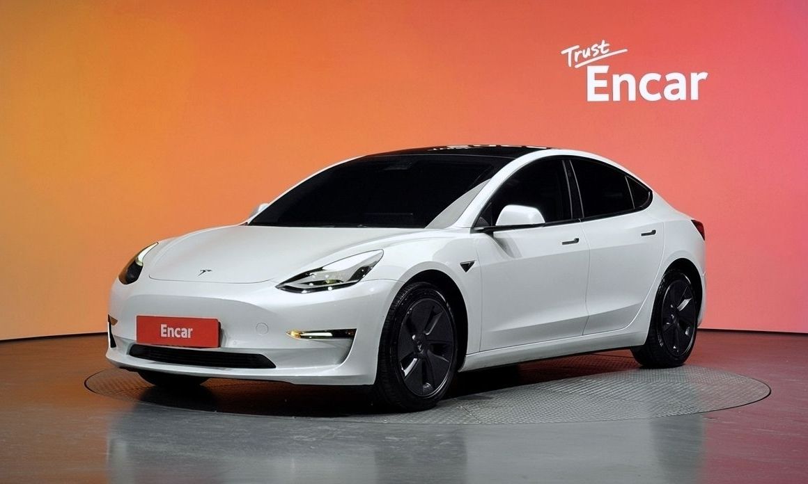 Tesla Model 3 2022