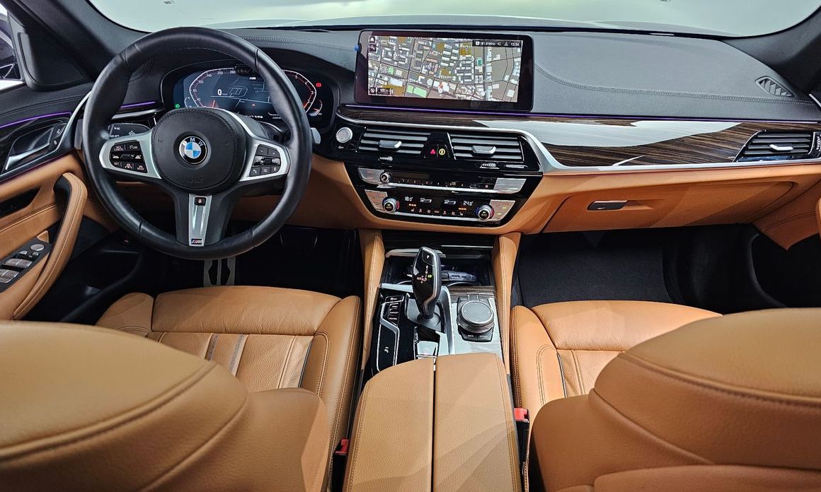 BMW 5-Series 2022