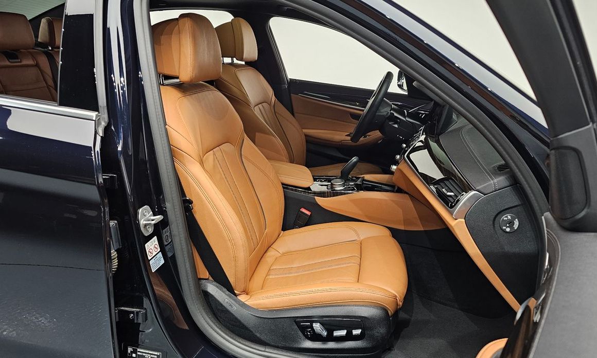 BMW 5-Series 2022