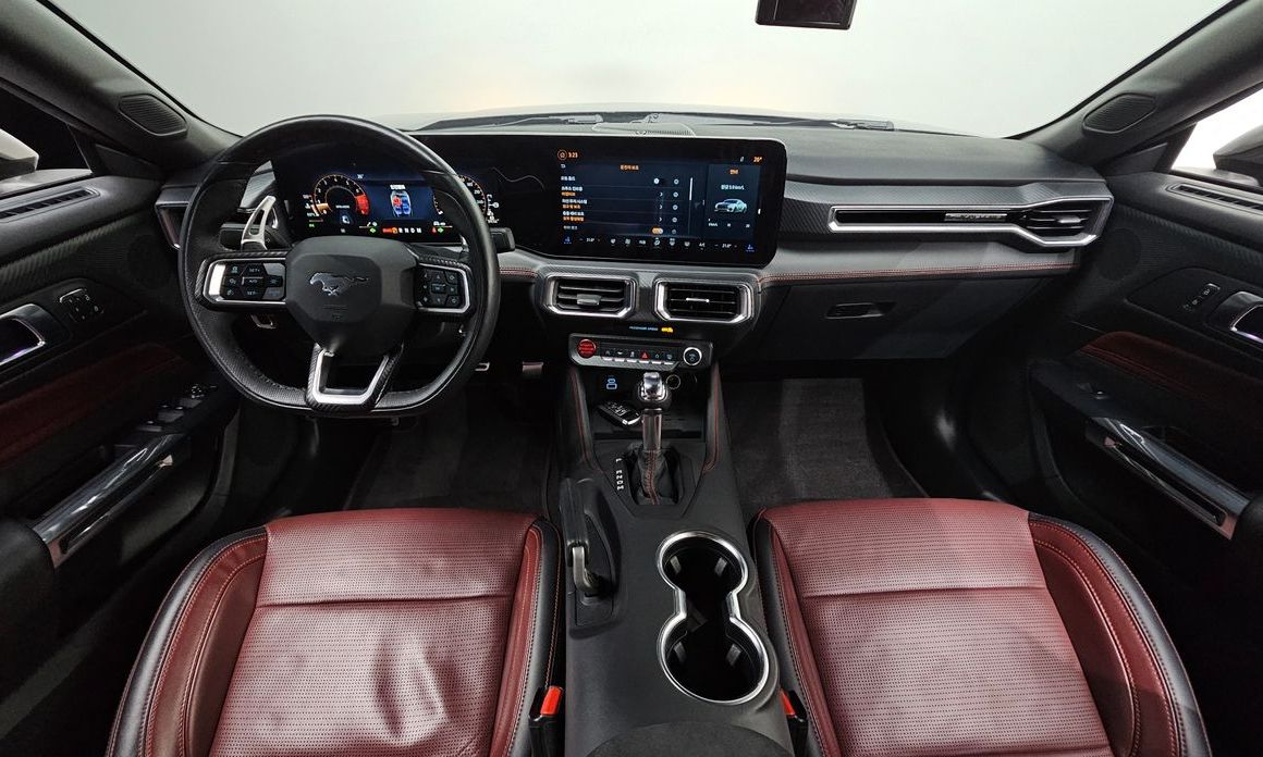 Ford Mustang 2024