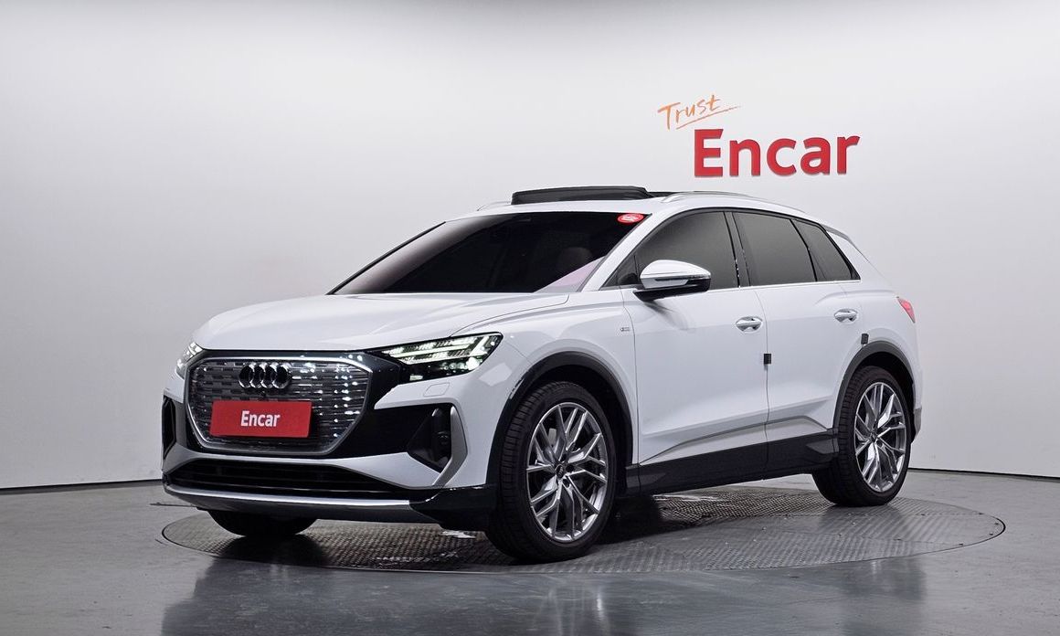 Audi Q4 e-tron 2025
