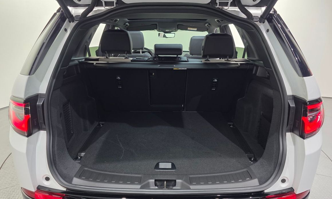 Land Rover Discovery Sport 2025