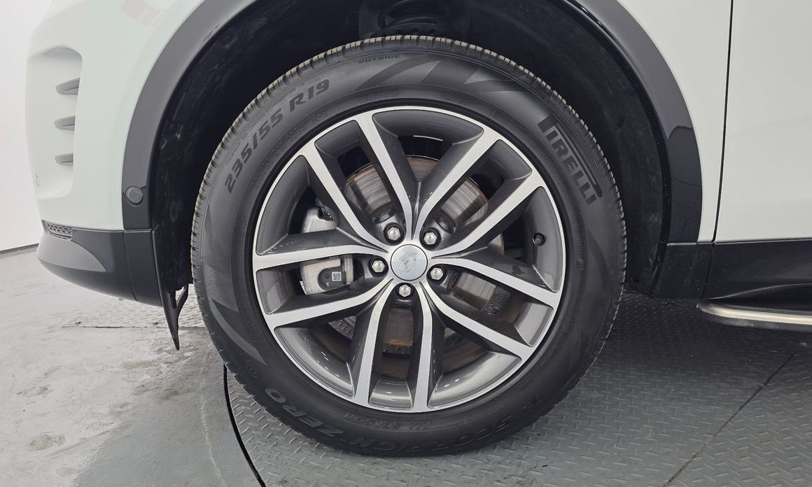 Land Rover Discovery Sport 2025