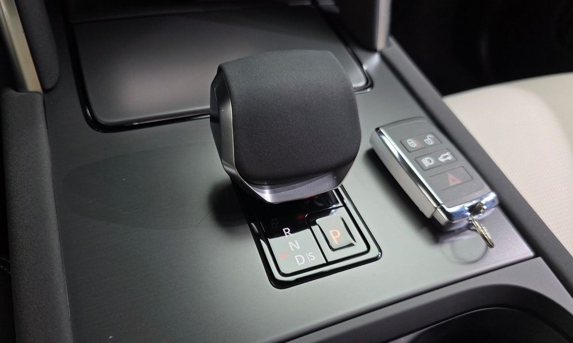 Land Rover Discovery Sport 2025