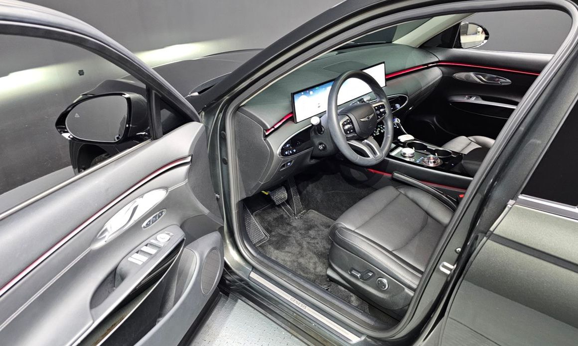Genesis GV70 2025