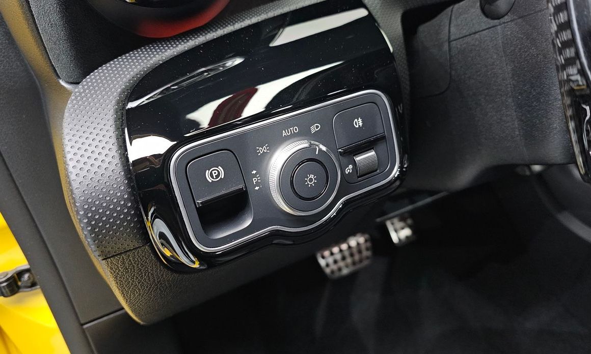 Mercedes-Benz A-Class 2023