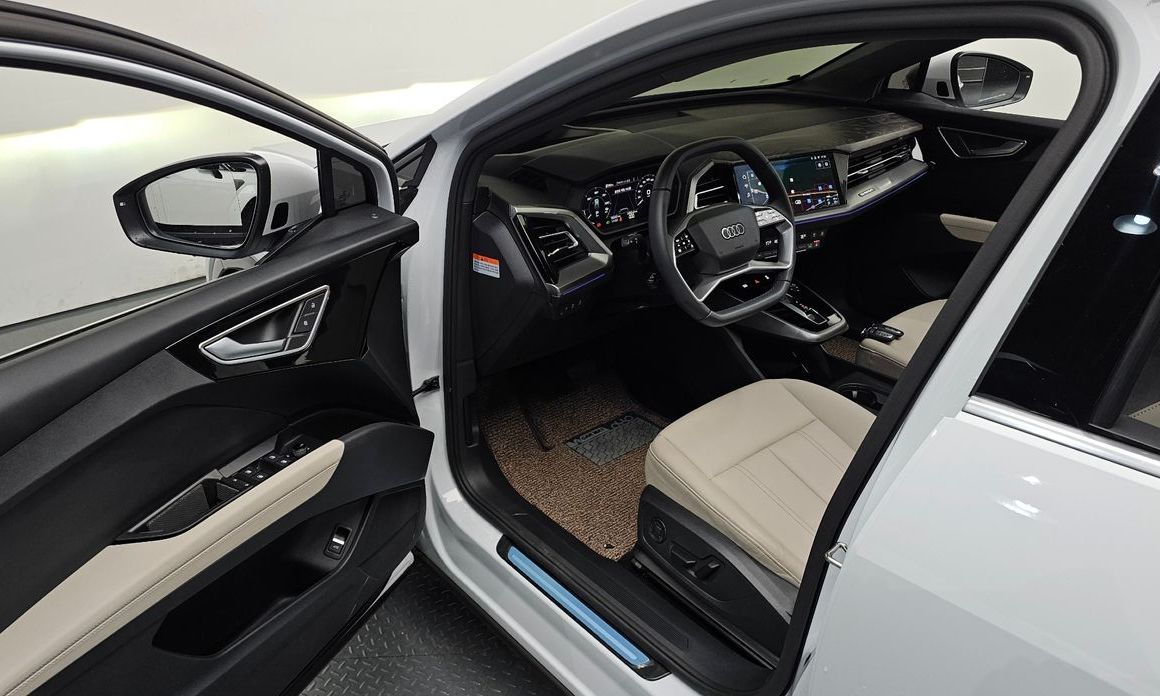 Audi Q4 e-tron 2025