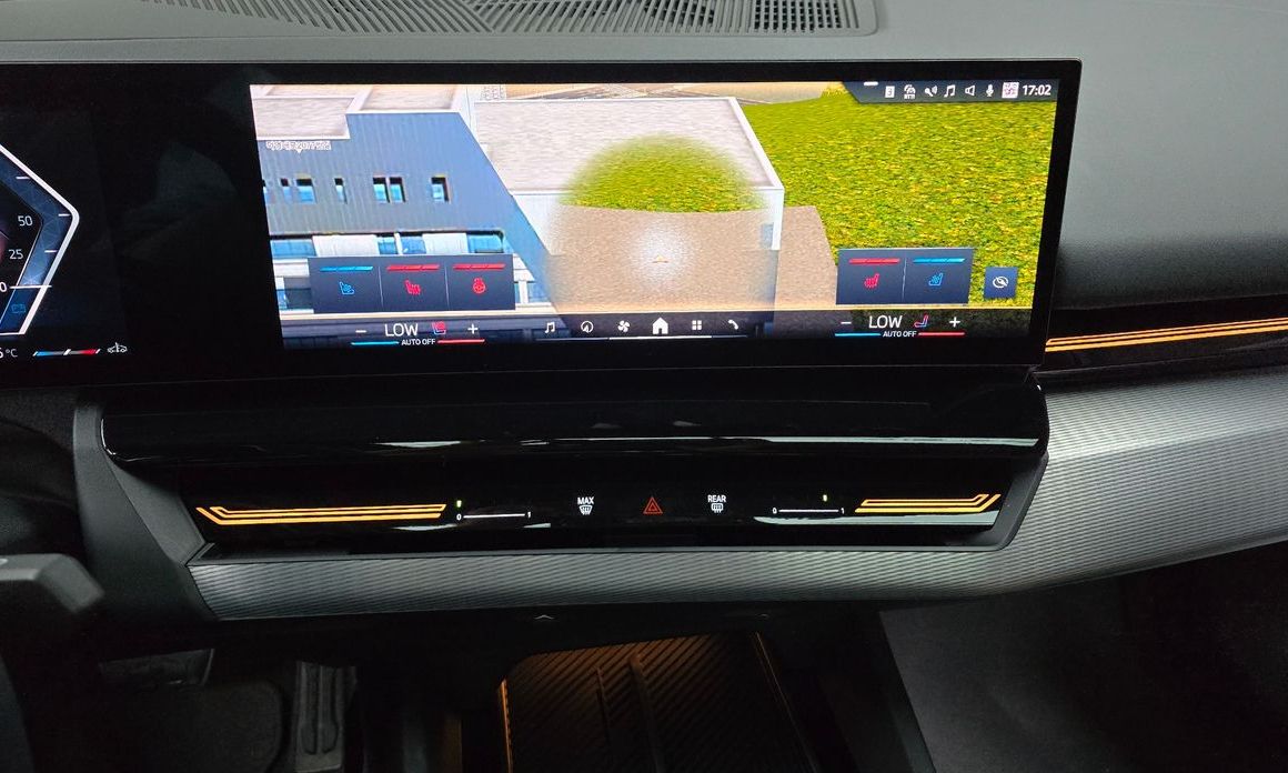 BMW 5-Series 2024