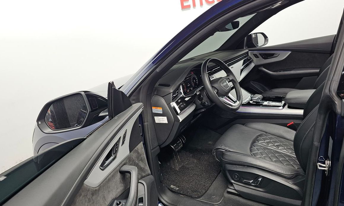 Audi Q8 2022