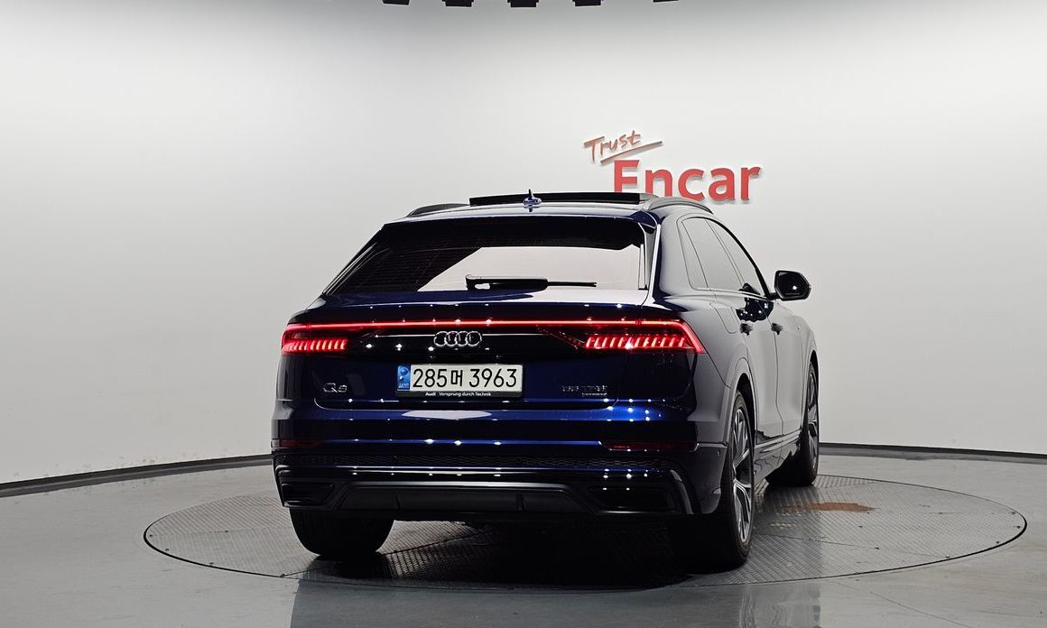 Audi Q8 2022