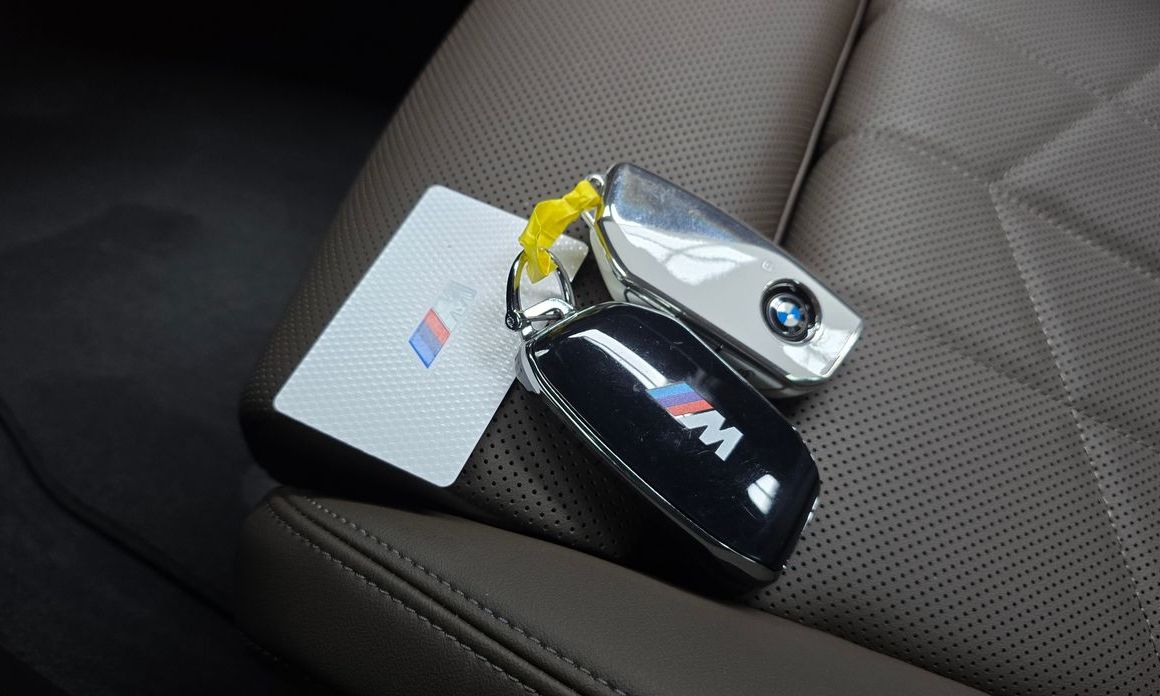BMW 5-Series 2024