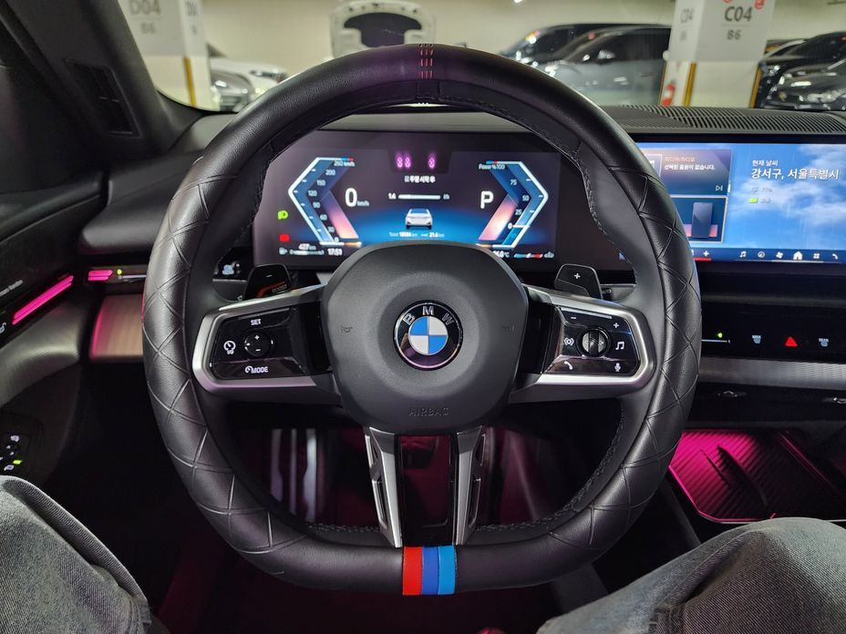 BMW 5-Series 2024