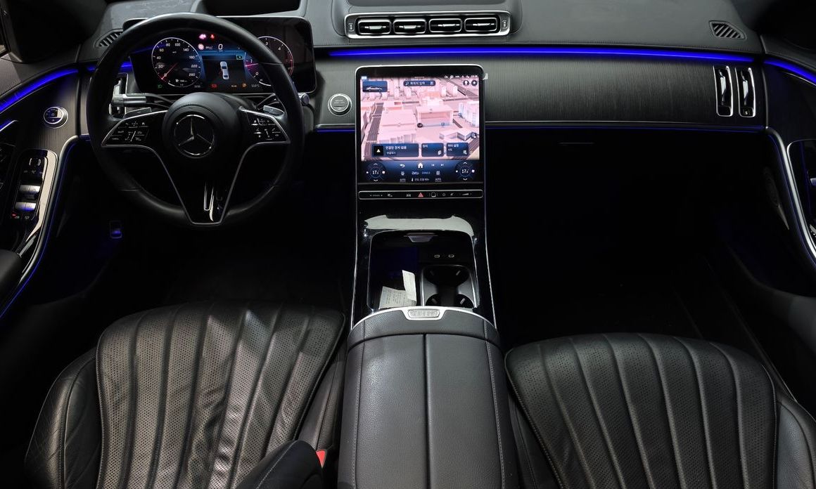 Mercedes-Benz S-Class 2021