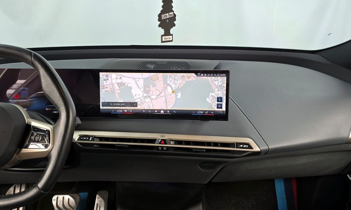BMW iX 2023