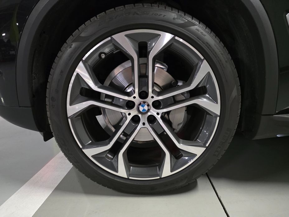 BMW X5 2022