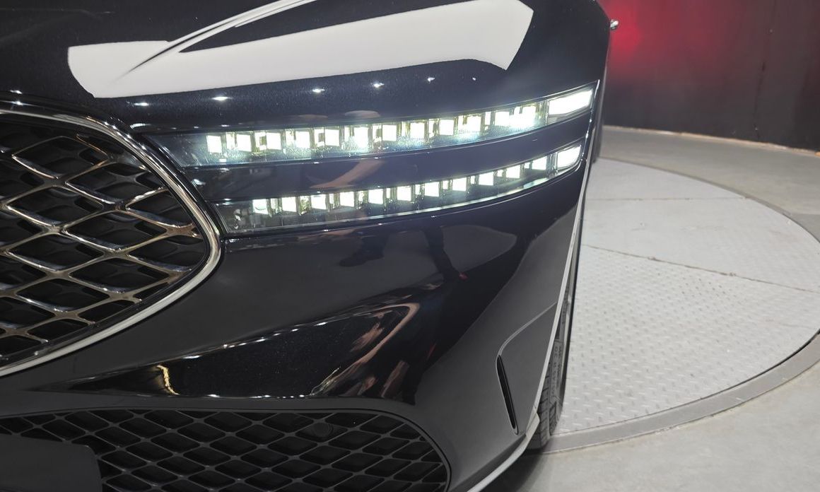 Genesis G90 2023