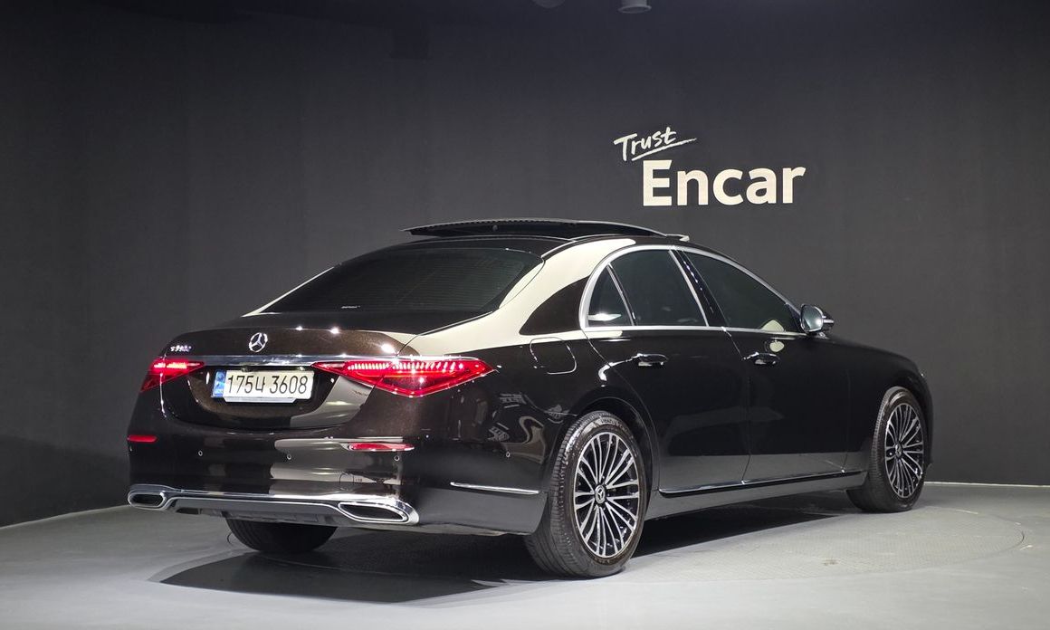 Mercedes-Benz S-Class 2021