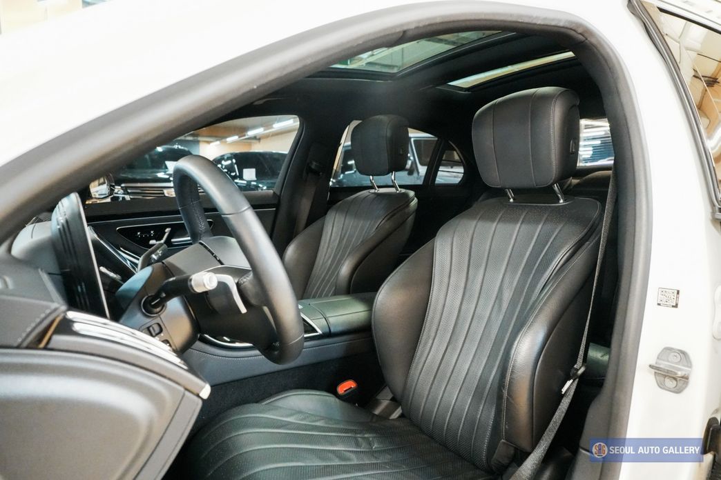 Mercedes-Benz S-Class 2021
