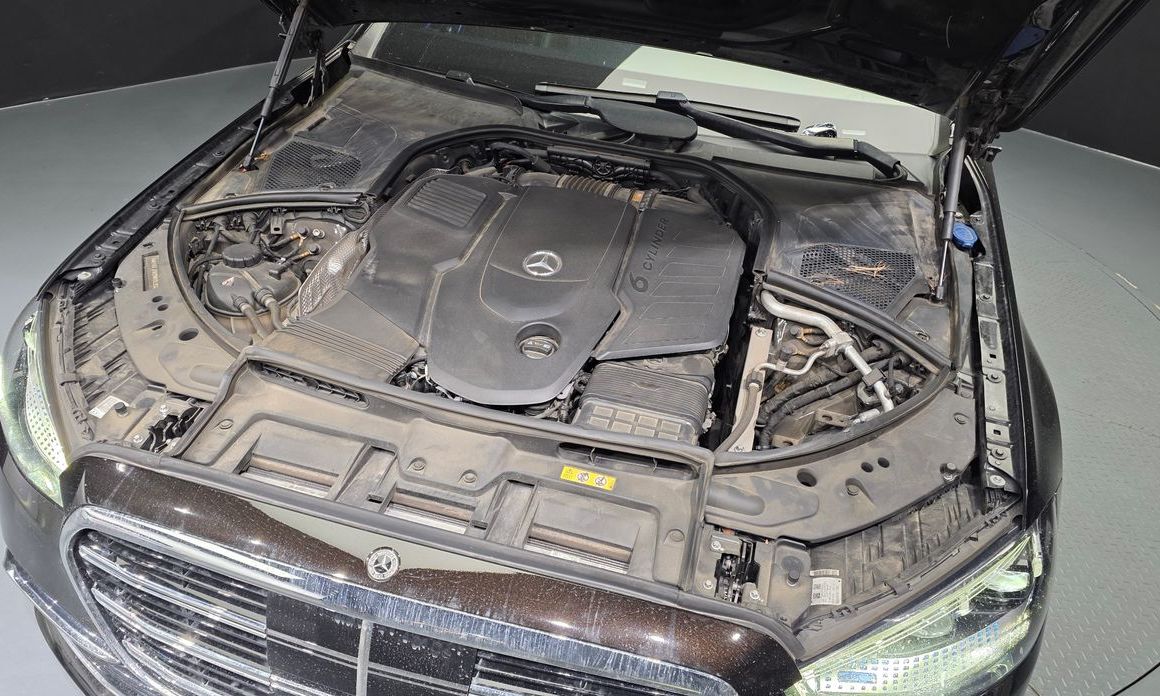Mercedes-Benz S-Class 2021