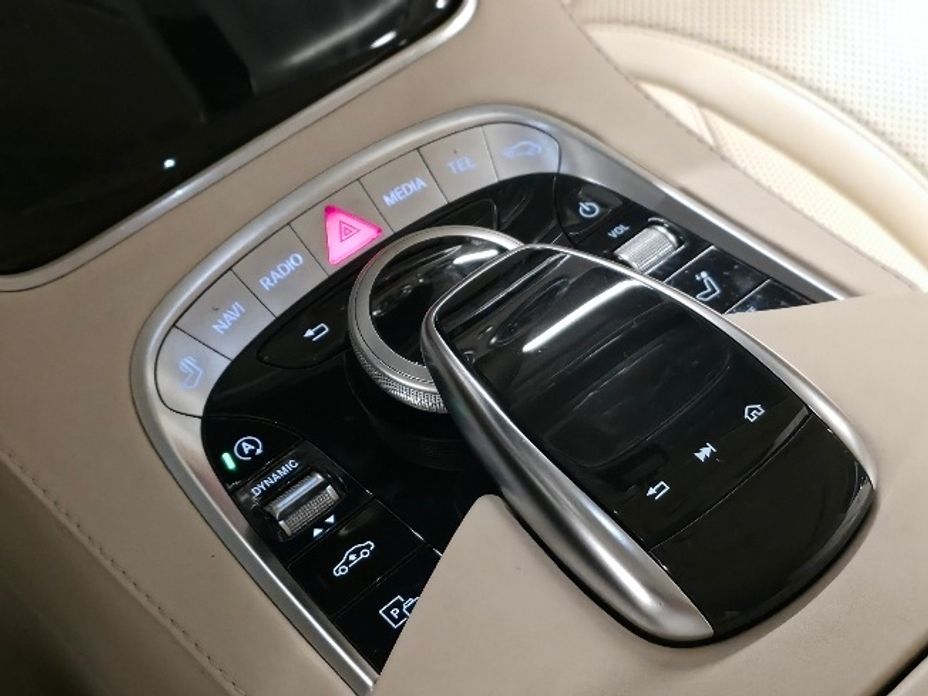 Mercedes-Benz S-Class 2020