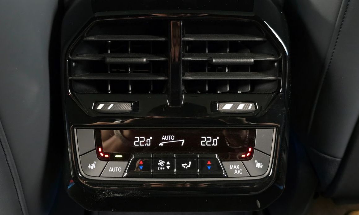 BMW iX 2023