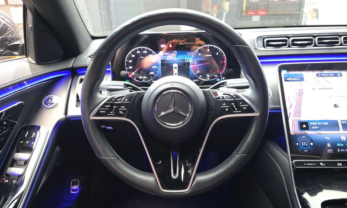 Mercedes-Benz S-Class 2021