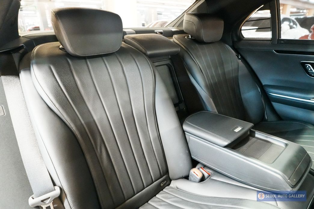 Mercedes-Benz S-Class 2021