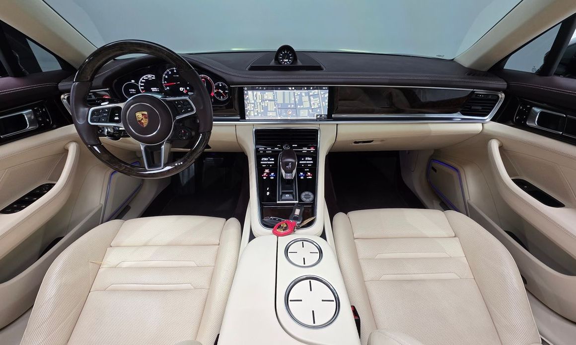 Porsche Panamera 2018
