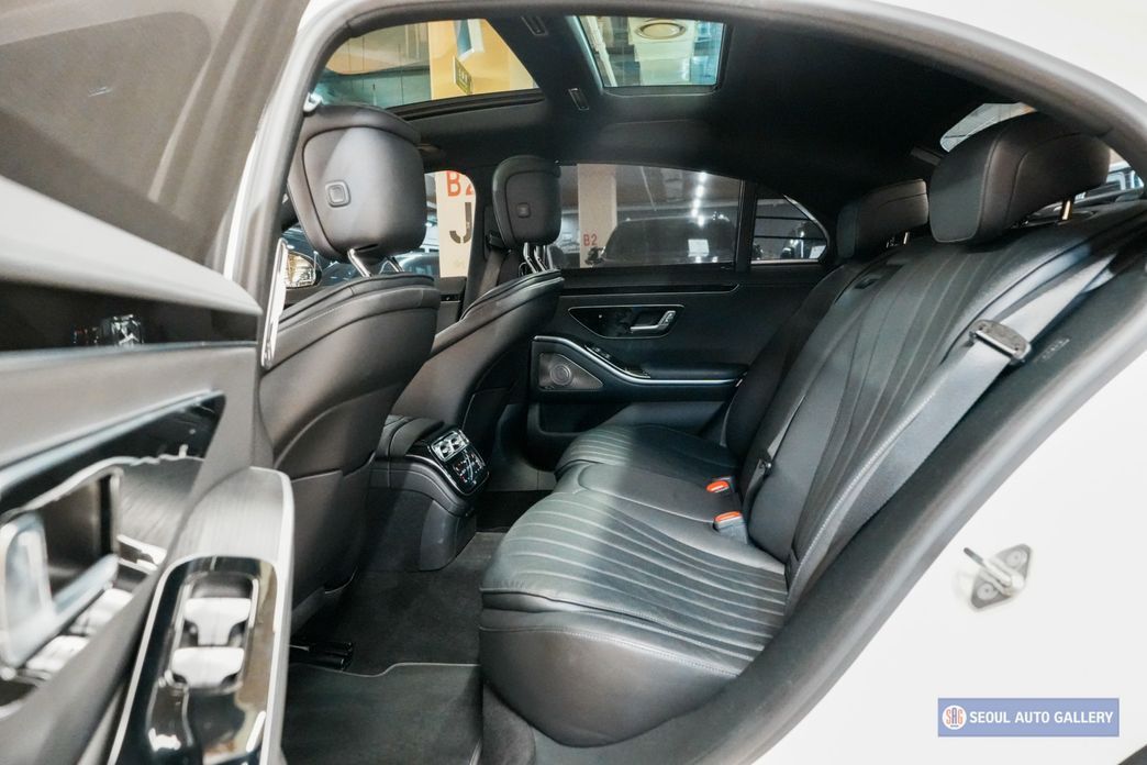 Mercedes-Benz S-Class 2021