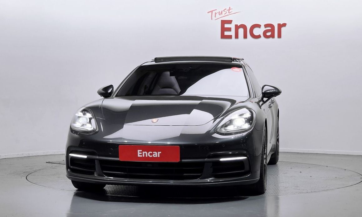 Porsche Panamera 2018