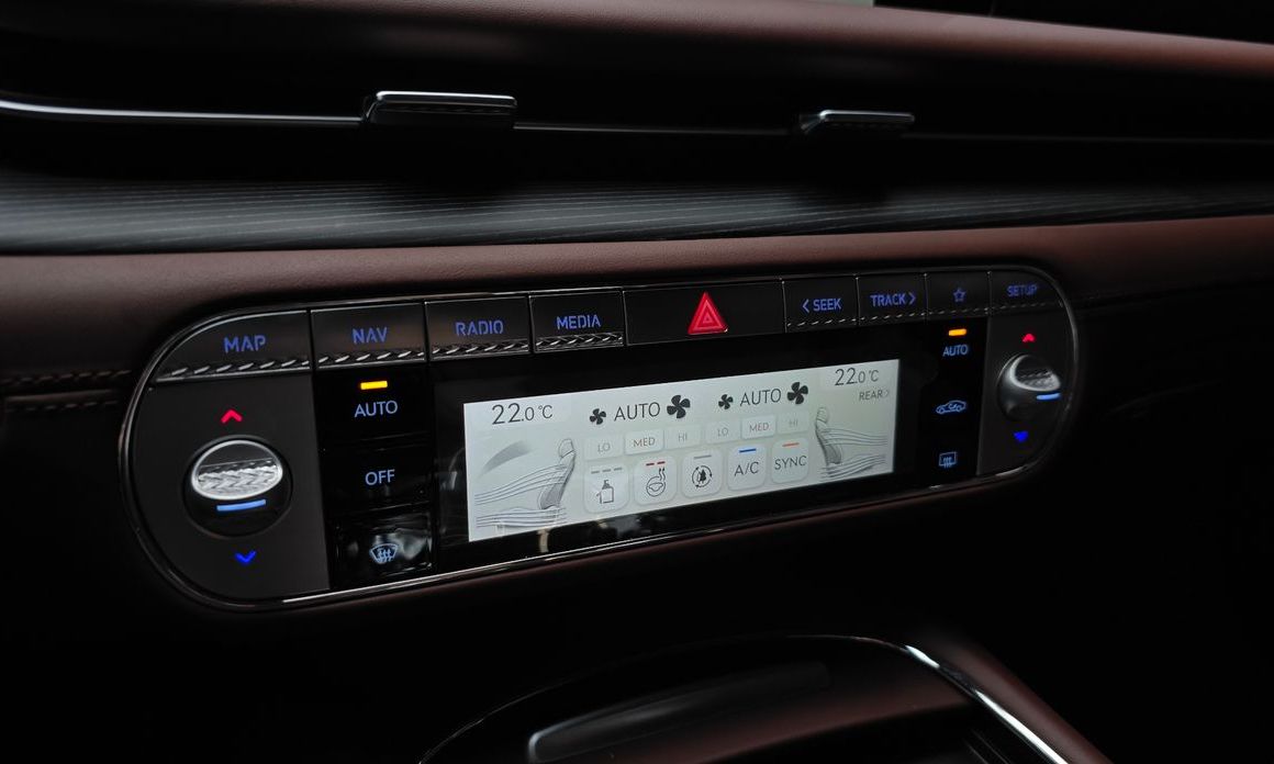 Genesis G90 2023