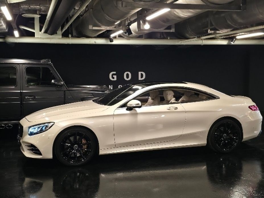 Mercedes-Benz S-Class 2020