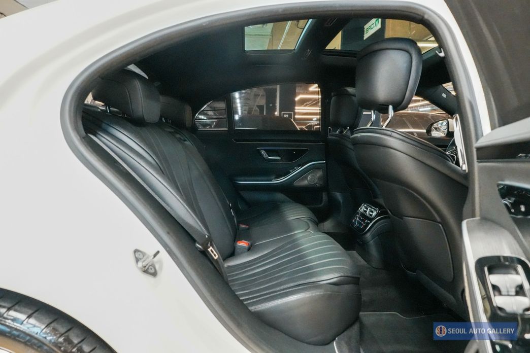 Mercedes-Benz S-Class 2021