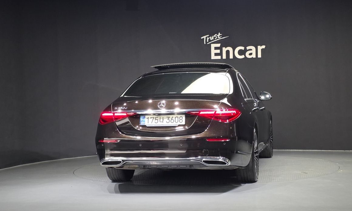 Mercedes-Benz S-Class 2021