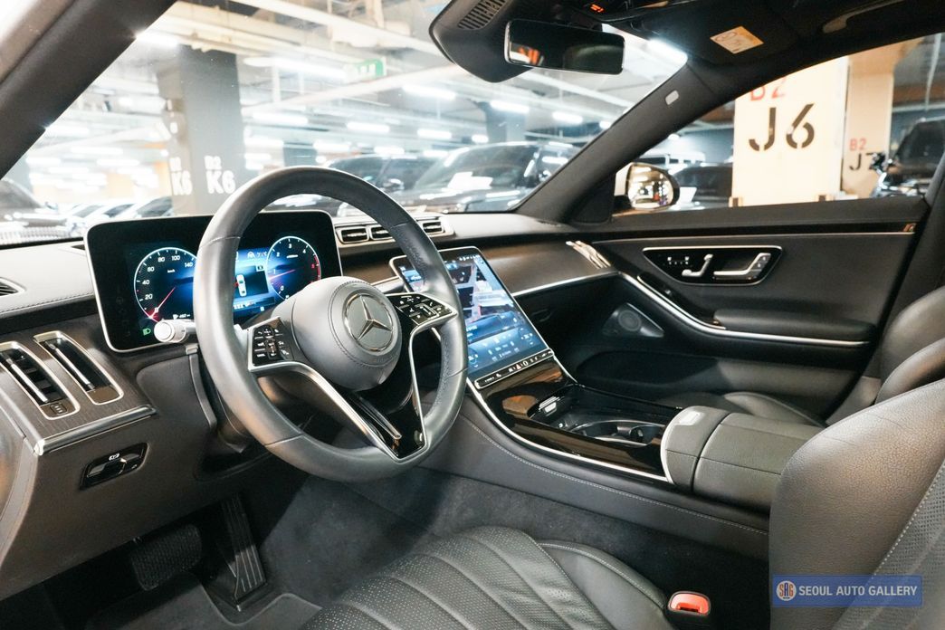 Mercedes-Benz S-Class 2021