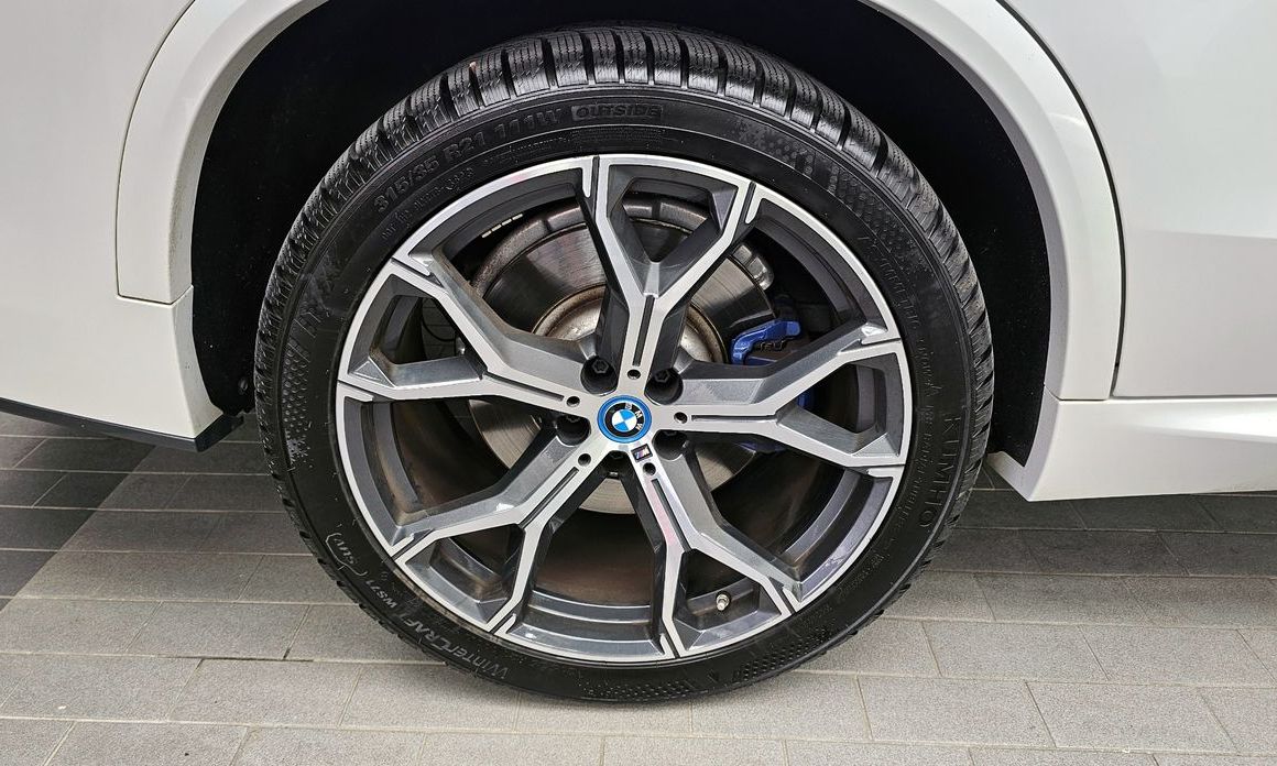 BMW X5 2023