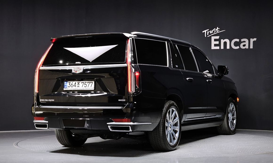 Cadillac Escalade 2023