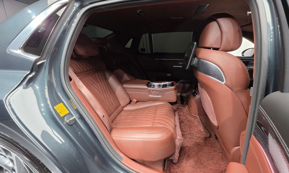 Genesis G90 2025