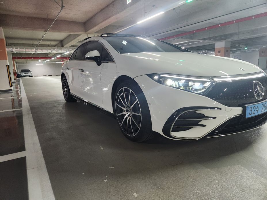 Mercedes-Benz EQS 2023