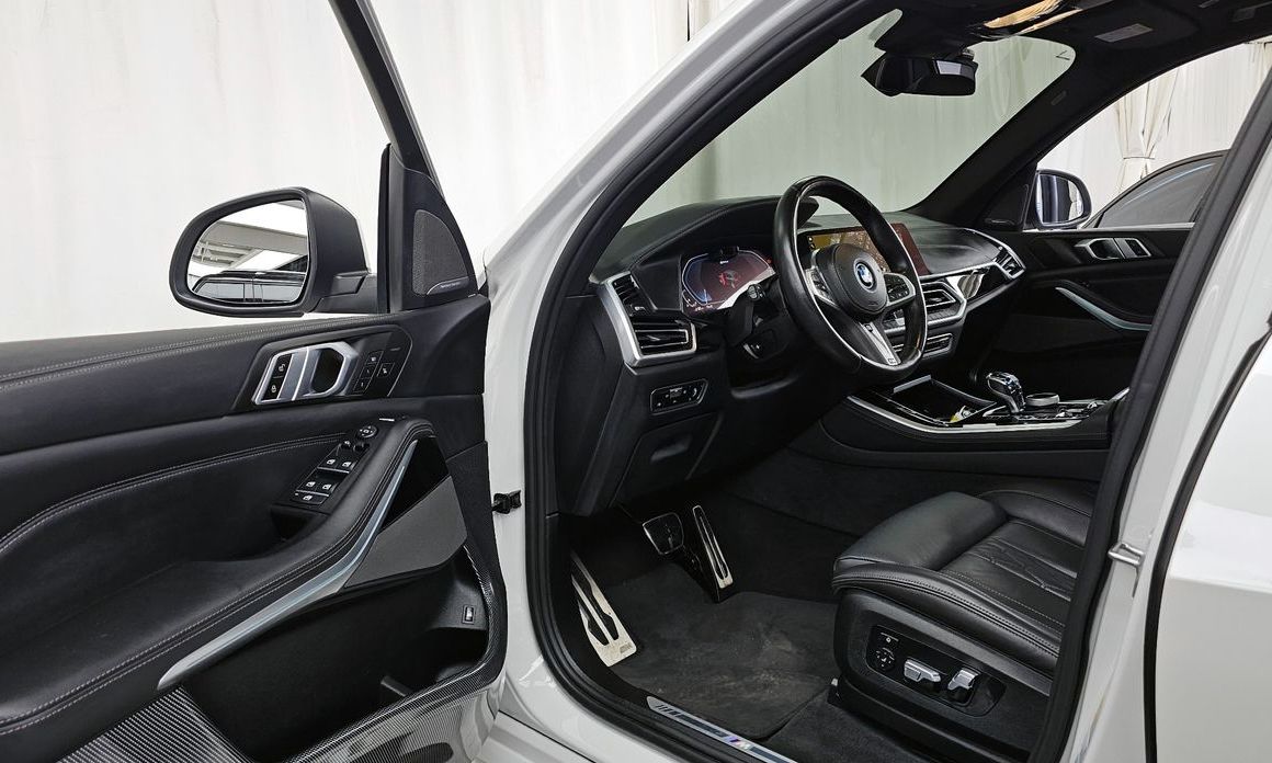 BMW X5 2023