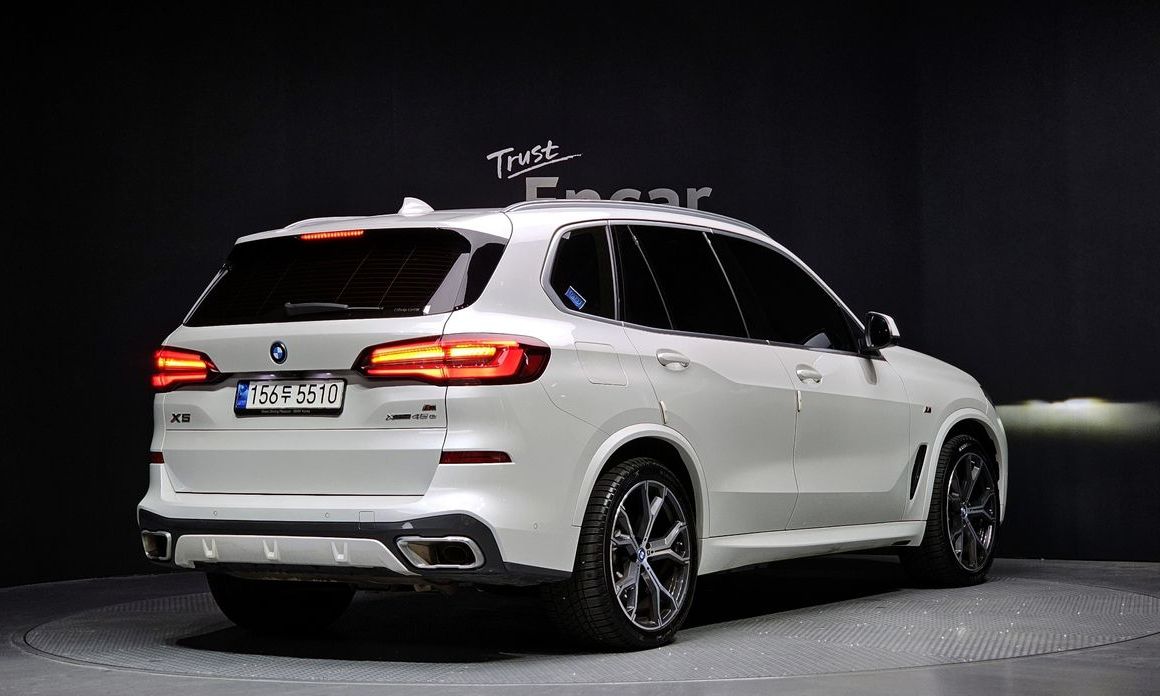 BMW X5 2023