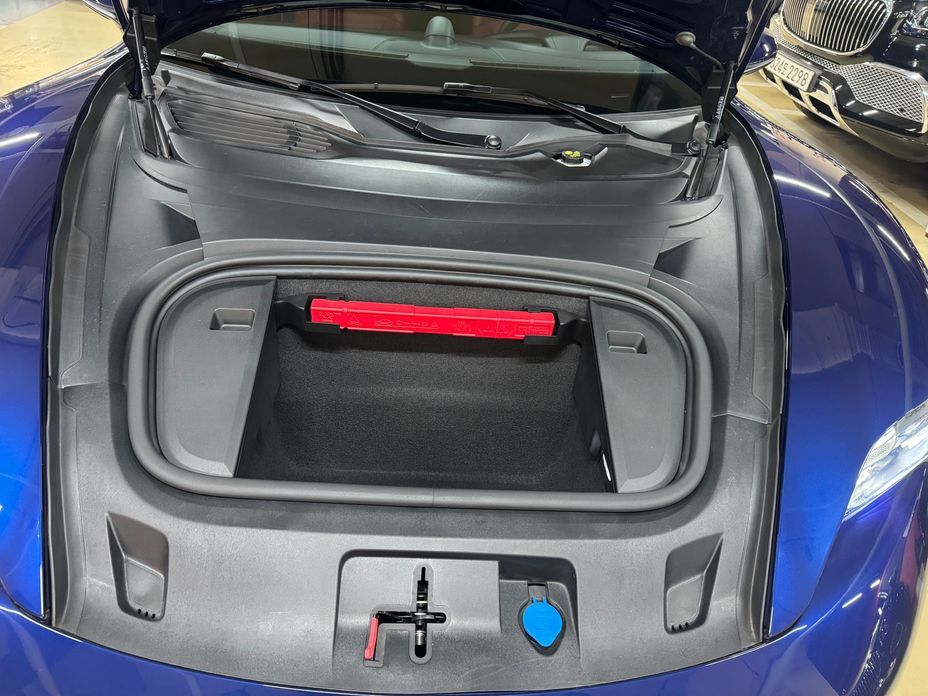 Porsche Taycan 2024
